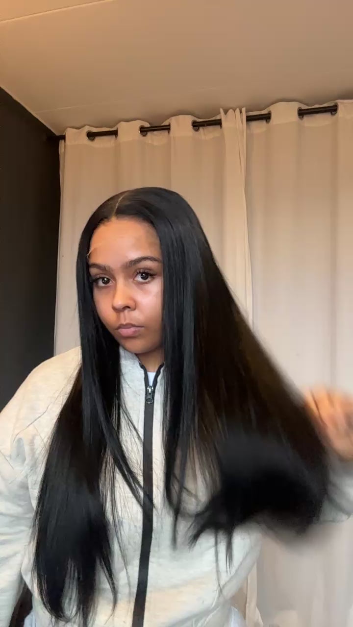 Amelia - Closure Wig - Glueless.